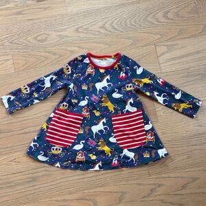 Mini Boden long sleeve cotton dress, British royal animal print, size 4-5 years